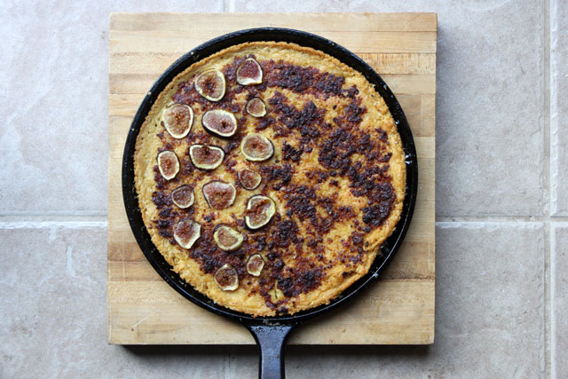 honeyed fig & onion dessert&nbsp;socca