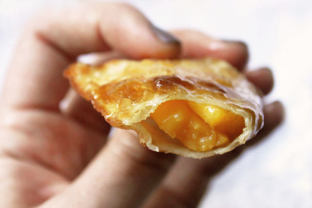 peach wontons with browned butter whiskey&nbsp;sauce