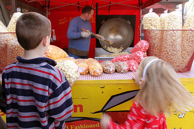 d and k jumping for kettle corn