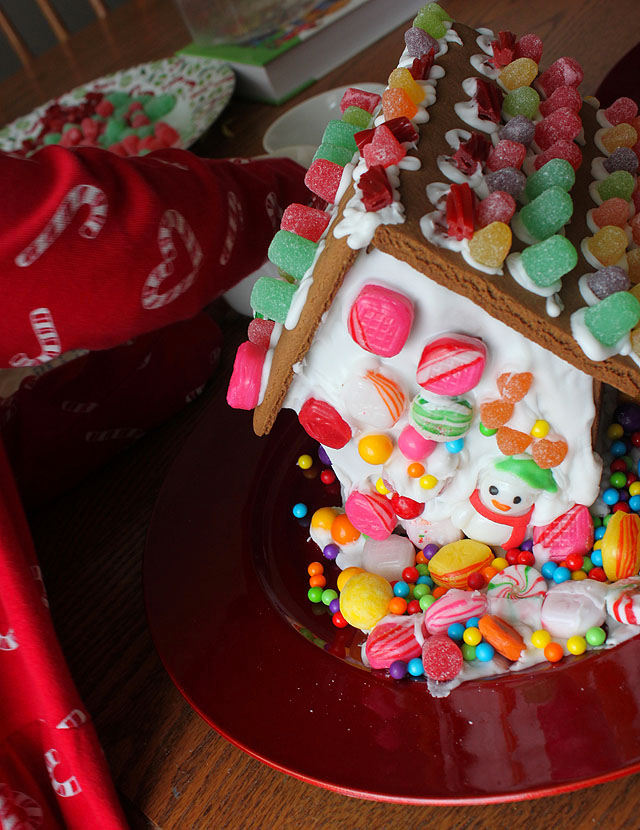 the 2012 gingerbread house