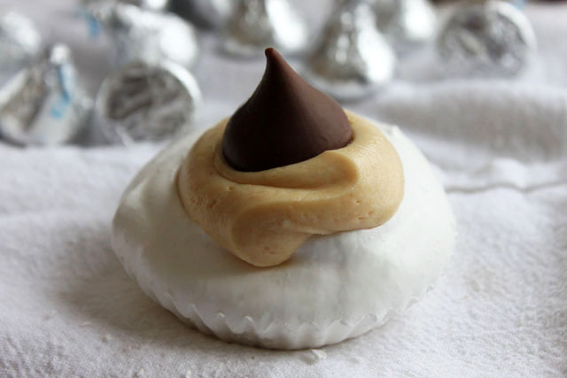 1 fluffernutter kiss