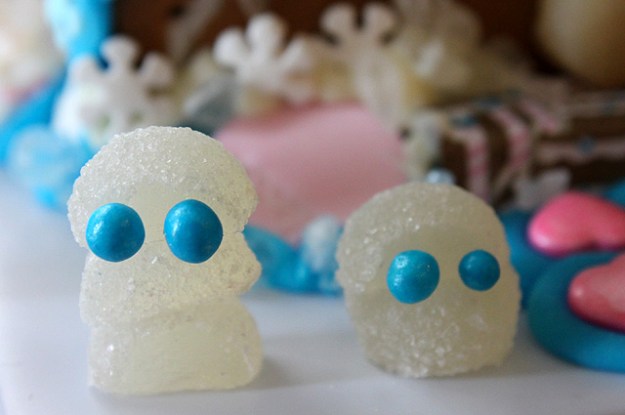 gumdrop snowman alien