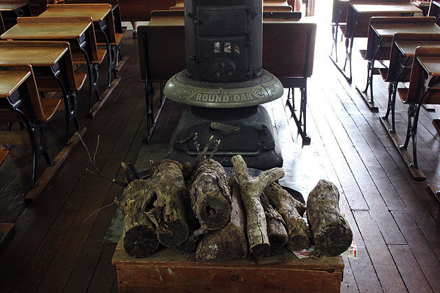 7 collins schoolhouse wood stove
