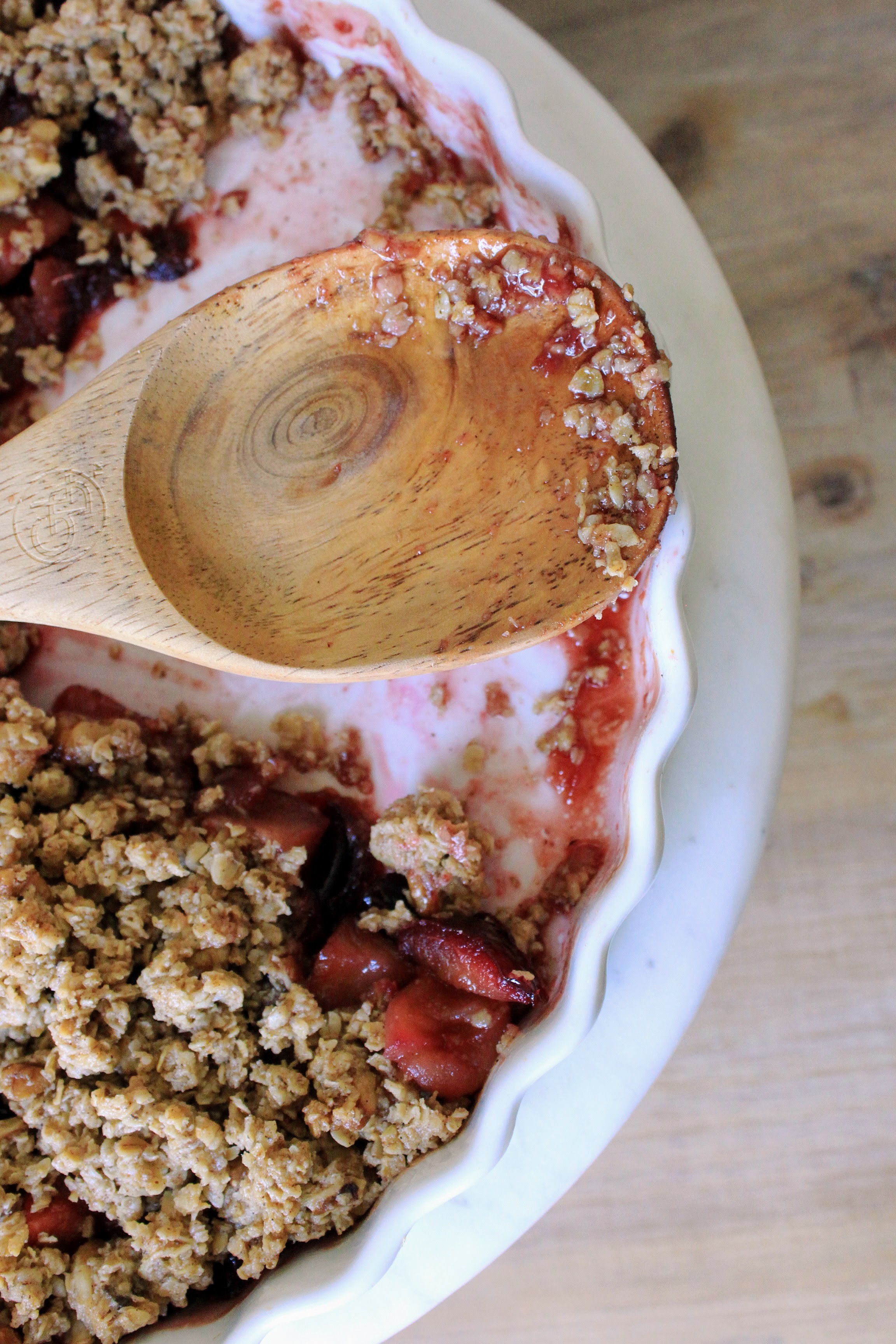 Apple Plum Oat Crisp.jpg